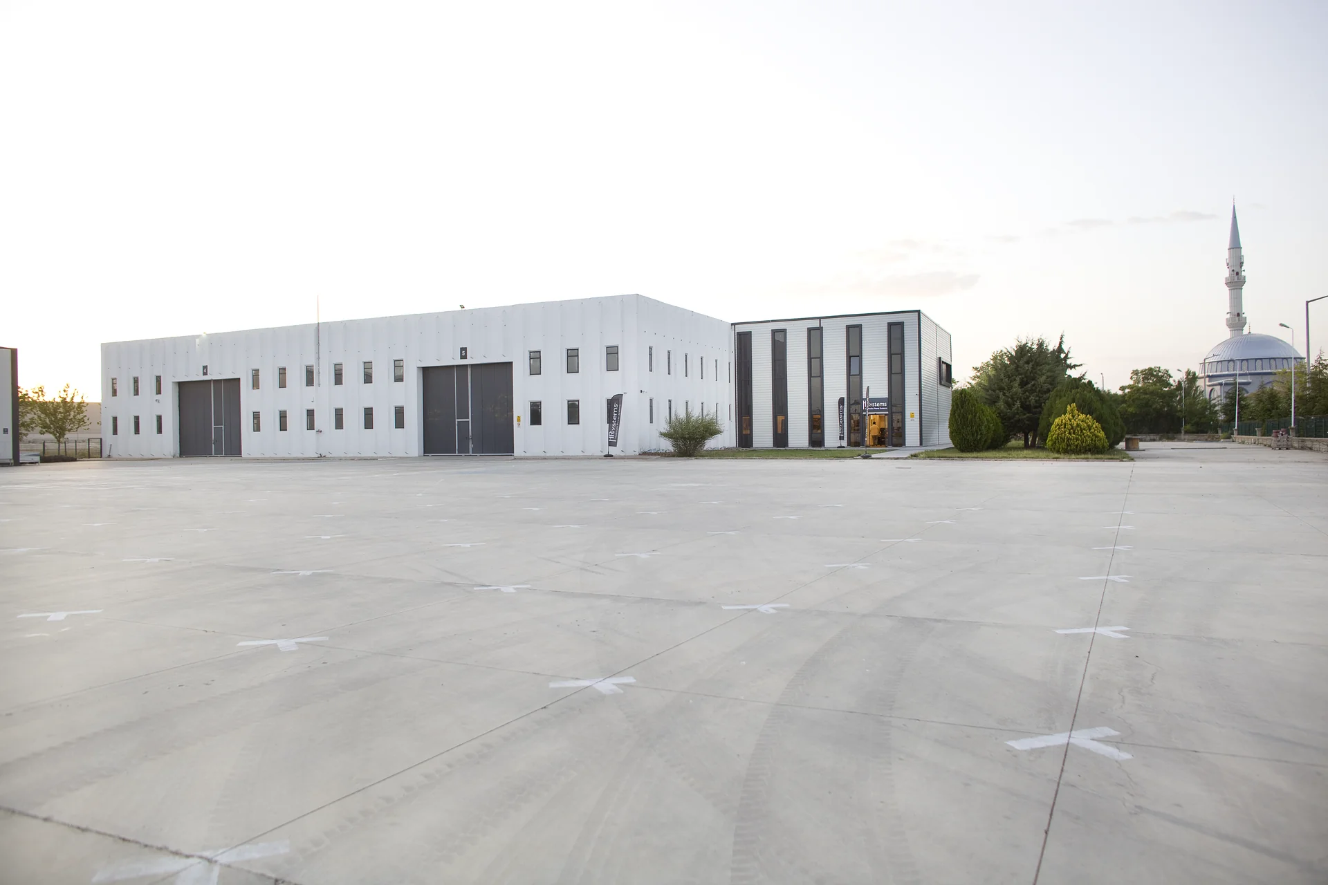 HPS facility, side view